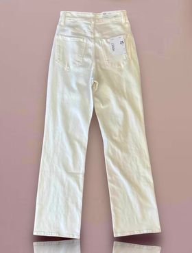 Vervet Leslie Jeans in white