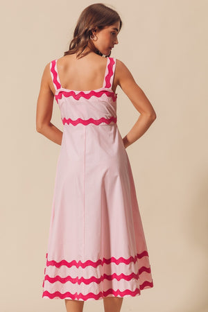 SoMe Scallop Ric Rac Trim A-Line Maxi Dress
